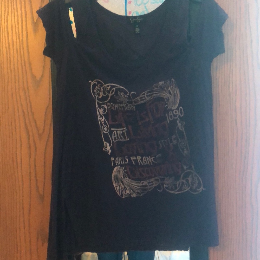 Jessica Simpson off the shoulder top